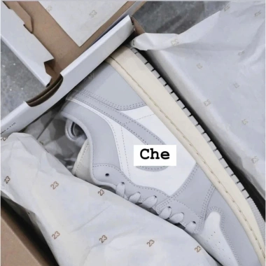 Giày Thể Thao Nữ Size 36.5 - Siêu Nhẹ, Độ Bám Cao, Giá Ưu Đãi 2.257.000₫ 3 Giày Thể Thao Nữ Size 36.5 - Siêu Nhẹ, Độ Bám Cao, Giá Ưu Đãi 2.257.000₫ 3