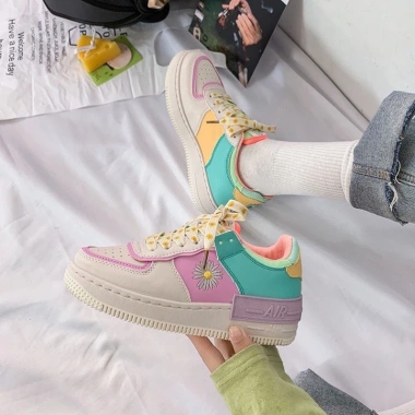 Giày Thể Thao Nữ Sneaker Dây Cúc 3 Màu Xinh Xắn - Freeship 50K, Giá chỉ 698k 3