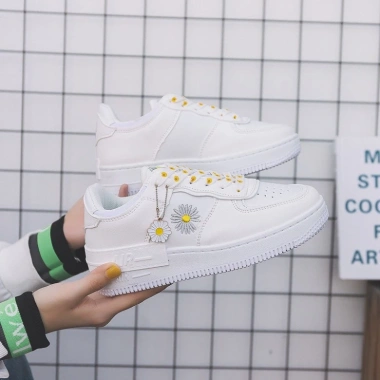 Giày Thể Thao Nữ Sneaker Dây Cúc 3 Màu Xinh Xắn - Freeship 50K, Giá chỉ 698k 8