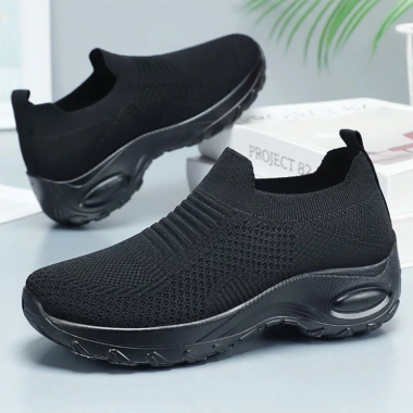 Giày Thể Thao Nữ Tăng Chiều Cao Siêu Nhẹ Mạng Lưới Thoáng Khí Xỏ Ngón Màu Trơn 612.500 VND 2