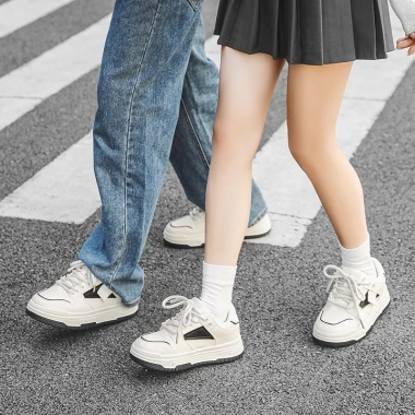Giày thể thao sneaker nam nữ Snow White Speed Car - Giá ưu đãi 434.000 VND