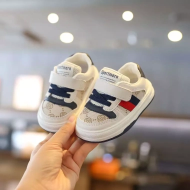 Giày Thể Thao Trẻ Em Đế Mềm, Vải Thoáng Khí, Đa Năng Unisex – 332.912₫