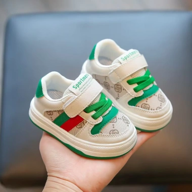 Giày Thể Thao Trẻ Em Đế Mềm, Vải Thoáng Khí, Đa Năng Unisex – 332.912₫ 10 Giày Thể Thao Trẻ Em Đế Mềm, Vải Thoáng Khí, Đa Năng Unisex – 332.912₫ 10
