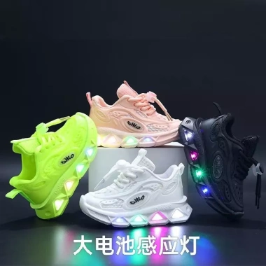 Giày Thể Thao Trẻ Em Low Top Glow LED Polyester Thoáng Khí, Đa Năng, Bền, Nhanh Khô, Unisex 249.020₫ 2 Giày Thể Thao Trẻ Em Low Top Glow LED Polyester Thoáng Khí, Đa Năng, Bền, Nhanh Khô, Unisex 249.020₫ 2