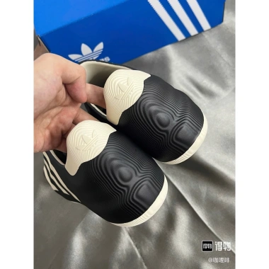 Giày thời trang ADIFOM Superstar Graffiti Black chính hãng - 1.86 triệu, giảm 17% 8 Giày thời trang ADIFOM Superstar Graffiti Black chính hãng - 1.86 triệu, giảm 17% 8