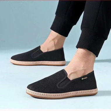 Giày Thuyền Nam Đen Đế Ngải Cứu Thoáng Khí, Vải Bằng Thời Trang Mùa Hè - 514.500₫ 7 Giày Thuyền Nam Đen Đế Ngải Cứu Thoáng Khí, Vải Bằng Thời Trang Mùa Hè - 514.500₫ 7