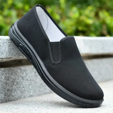 Giày Thuyền Nam Đen Vải Cao Cấp Đế Cao Su Nhẹ, Thoáng Khí, Giá 1,025,000₫