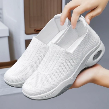 Giày Thuyền Nữ Đế Tăng Chiều Cao Không Dây Thoáng Khí Phong Cách Thời Trang Hiện Đại - Chỉ 619.500₫ 7