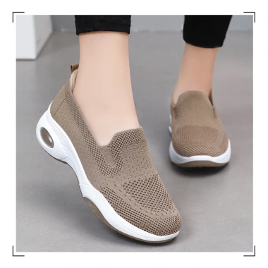 Giày Thuyền Nữ Thoáng Khí Chống Mòn Đế Tăng Chiều Cao Không Dây - Giá 624.500 VNĐ 6