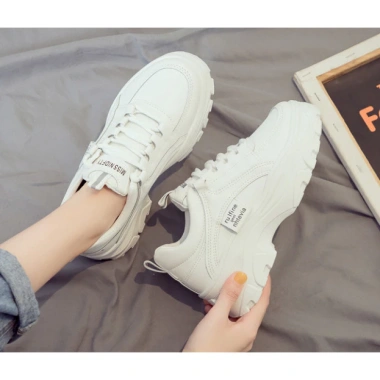 Giày trắng nữ độn đế 5cm, kính cận chất, tặng video hướng dẫn, bít tất miễn phí 4