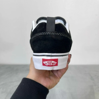 Giày Van Knu Skool Gray VN9QCBGJ chính hãng nam nữ FLEX, thoáng mát, còn 2.6 triệu 3 Giày Van Knu Skool Gray VN9QCBGJ chính hãng nam nữ FLEX, thoáng mát, còn 2.6 triệu 3