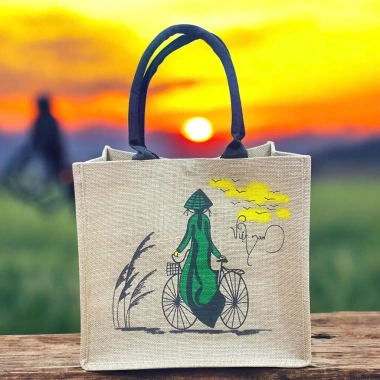 Giỏ Cói Handmade - Giỏ Hình Việt Nam, Thêu Vẽ Tay, Túi Xách Đẹp Đi Chợ & Biển, Giá 120k giảm 30k 3 Giỏ Cói Handmade - Giỏ Hình Việt Nam, Thêu Vẽ Tay, Túi Xách Đẹp Đi Chợ & Biển, Giá 120k giảm 30k 3