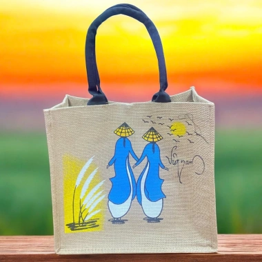 Giỏ Cói Handmade - Giỏ Hình Việt Nam, Thêu Vẽ Tay, Túi Xách Đẹp Đi Chợ & Biển, Giá 120k giảm 30k 6 Giỏ Cói Handmade - Giỏ Hình Việt Nam, Thêu Vẽ Tay, Túi Xách Đẹp Đi Chợ & Biển, Giá 120k giảm 30k 6