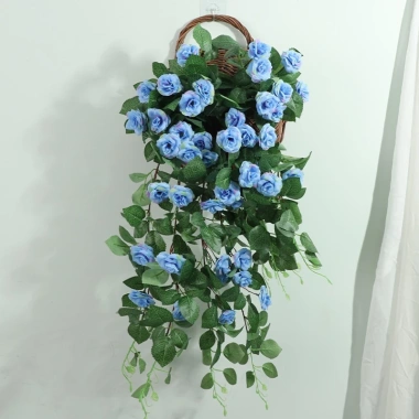 Giỏ Hoa Hồng Giả Bằng Nhựa Treo Tường Trang Trí Phòng Khách - Giá 74.203 VND