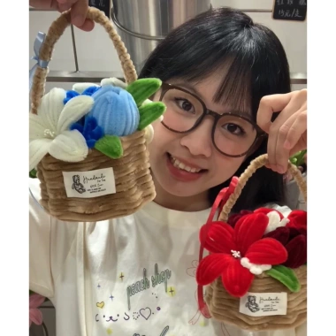 Giỏ hoa kẽm nhung Set tự làm - Sang trọng, giá 50.000₫, dùng trang trí và làm quà tặng