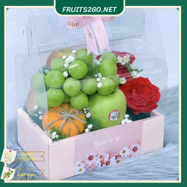 Giỏ hoa tươi Hỏa Tốc HCM - Quà tặng kèm trái cây nhập khẩu giá ưu đãi 280.000đ 7