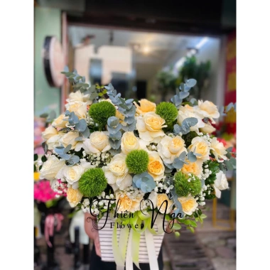 Giỏ hoa tươi - Quà tặng sinh nhật, 20/10, 8/3, đối tác, khai trương - Giá ưu đãi 480.000 VND
