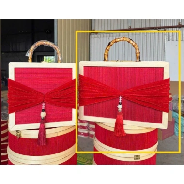 Giỏ khung gỗ đựng đồ biếu quà Tết chỉ bán Hoả Tôc Hà Nội giá 220.000 VNĐ