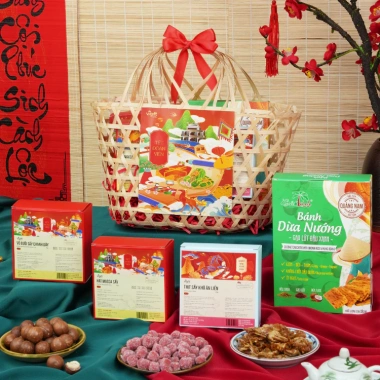 Giỏ Quà Tết Đoàn Viên Ấm Áp Giá Ưu Đãi 239.000 VND Quà Tết Gia Đình Yêu Thương