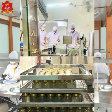 Giỏ Quà Tết Yến Sào Cao Cấp 12 Hũ 10g Yến Tinh Chế HNEST Hoàng Phi Giảm 22%