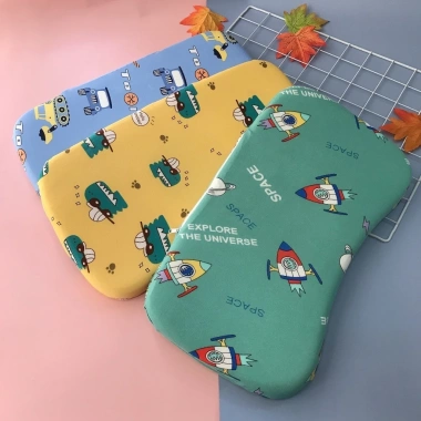 Gối cao su non chống méo đầu cho bé 1-12 tháng – mềm mại 35x21cm, tiện mang đi mọi nơi, giảm giá 50.000₫