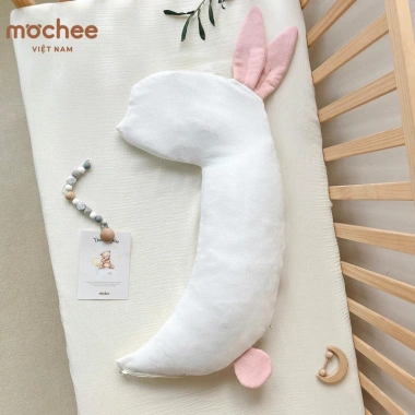 Gối chữ U Mochee chặn thỏ cho bé, cotton thoáng mát, chống méo đầu – Giá ưu đãi 290.000₫
