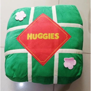 Gối Đệm Lưng Hình Bánh Trưng Tết 2.025 Quà Tặng Huggies Giảm Giá 155.000 VND