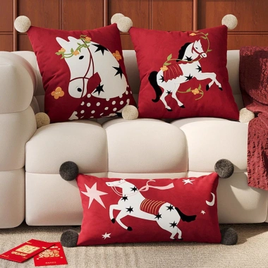Gối Đỏ Lễ Hội Ngựa Năm Mới Sang Trọng: Sofa Phòng Khách, Giường, Giá 135.523₫