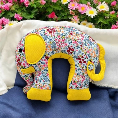 Gối Kê Cổ Chữ U Hình Vô Kymviet Craft - Siêu Nhẹ, Thoải Mái, Giá 220k Du Lịch & Quà Tặng