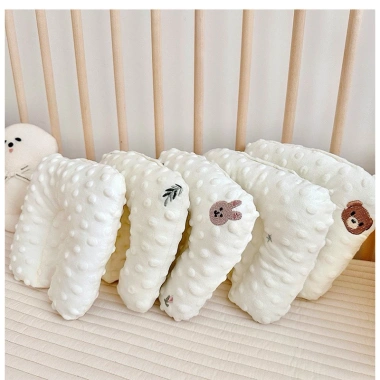 Gối lõm chữ U bông hạt đậu chống bẹp đầu, định hình bé sơ sinh - Giá chỉ 50.000₫ 3