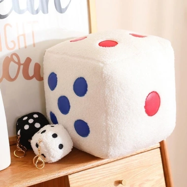 Gối lớn hình xúc xắc – Gối vuông vải nhung, mặt dây chuyền nhỏ, quà tặng sinh, 167.000₫
