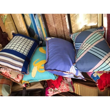 Gối nằm ngủ văn phòng cho người lớn, sinh viên - Giá rẻ 30.000 VND, giảm còn 38.100