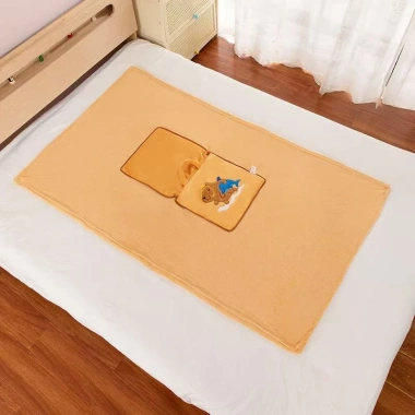 Gối ôm Capybara đa năng kèm chăn gấp gọn – Giải pháp ngủ trưa tiện lợi tại văn phòng, giá ưu đãi 341.334₫ 6