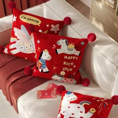Gối Sofa Pony Đỏ Dễ Thương Đệm lưng, trang trí phòng khách, lễ hội năm mới, 131k