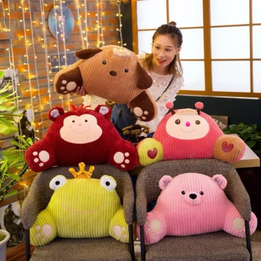 Gối Tựa Lưng Văn Phòng Hình Thú - Lông Xoắn Mềm Mịn Giảm Đau Mỏi Lưng, Giá 84.000 VND