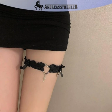 Gothic Ren Garter Thắt Lưng Trái Tim Nơ Chữ Thập Đen Trắng - Choker Nữ 59.700đ