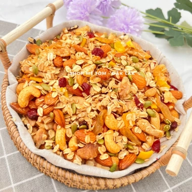Granola 70% hạt 30% yến mạch nướng mật ong - Ngũ cốc ăn kiêng, xuất hoá đơn, giảm giá 22% chỉ 80.000 VND