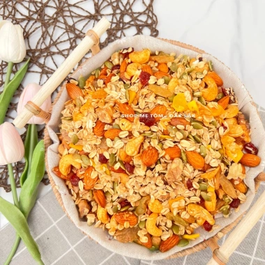 Granola 70% hạt 30% yến mạch nướng mật ong - Ngũ cốc ăn kiêng, xuất hoá đơn, giảm giá 22% chỉ 80.000 VND
