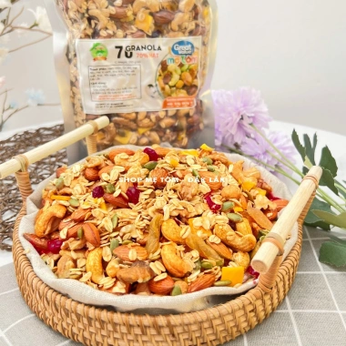 Granola 70% hạt 30% yến mạch nướng mật ong - Ngũ cốc ăn kiêng, xuất hoá đơn, giảm giá 22% chỉ 80.000 VND