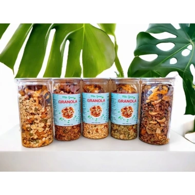 Granola Ăn Kiêng 500g Ngũ Cốc Không Đường Nhiều Hạt 50% Yến Mạch Giá Ưu Đãi 74.000 VND