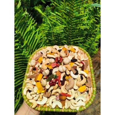 Granola Hạt Dinh Dưỡng Yến Mạch Mix Hạt Ăn Kiêng Giảm Cân No Lâu Giá Ưu Đãi 75.000₫ 6