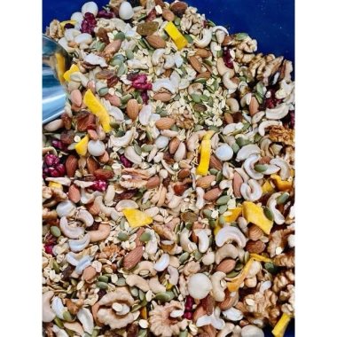Granola Hạt Dinh Dưỡng Yến Mạch Mix Hạt Ăn Kiêng Giảm Cân No Lâu Giá Ưu Đãi 75.000₫ 8