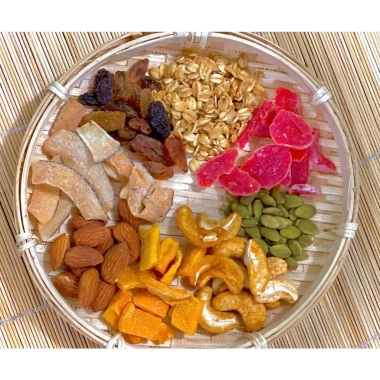 Granola Ngũ Cốc Ăn Kiêng Siêu Hạt Ngoc Thy Food: Giảm Cân EatClean 250-500gr 67.000₫ 5