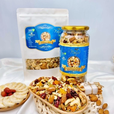Granola Nofa Ngũ Cốc Giảm Cân Không Đường Siêu Hạt Ăn Kiêng Dinh Dưỡng Giòn Rụm Giá ưu đãi 159.000₫