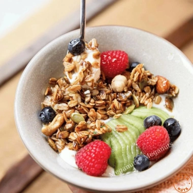 Granola Siêu Hạt Ăn Kiêng Meganuts – Hạt dinh dưỡng không đường, giảm cân, 250g, 40k