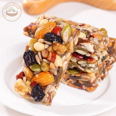 Granola Siêu Hạt Cela Food 125k Giảm Cân, Mẹ Bầu, Ngũ Cốc Giòn Tan, Giá 99.000đ 4 Granola Siêu Hạt Cela Food 125k Giảm Cân, Mẹ Bầu, Ngũ Cốc Giòn Tan, Giá 99.000đ 4