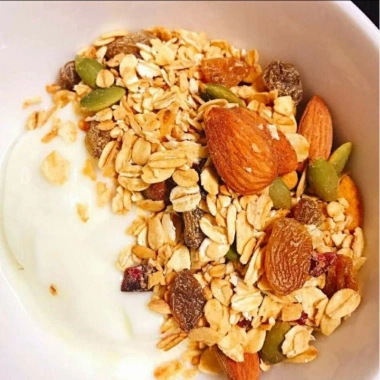 Granola siêu hạt ngũ cốc ăn kiêng giảm cân mix hạnh nhân hạt điều 500g 89.000đ