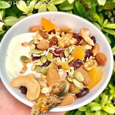 Granola siêu hạt ngũ cốc ăn kiêng giảm cân mix hạnh nhân hạt điều 500g 89.000đ 3 Granola siêu hạt ngũ cốc ăn kiêng giảm cân mix hạnh nhân hạt điều 500g 89.000đ 3