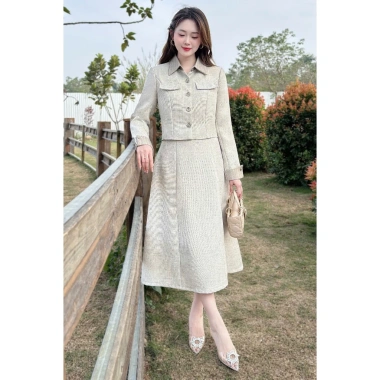 HALE S640 Áo khoác + Chân váy dạ dáng A dài tay gập công sở hiện đại - 649.000đ 3 HALE S640 Áo khoác + Chân váy dạ dáng A dài tay gập công sở hiện đại - 649.000đ 3