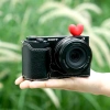Half case cho Sony ZVE-10 và ZVE-10 Mark II - Bảo vệ máy ảnh, giảm giá 250k 2